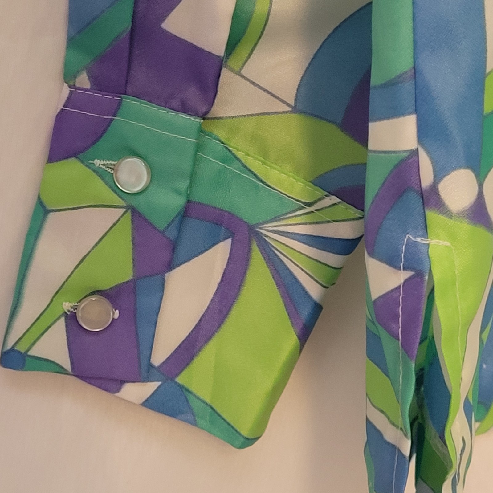VTG 70s Wmn’s Blue Purple Green Geometric Mod Retro Satin Button Up Blouse Sz 18
