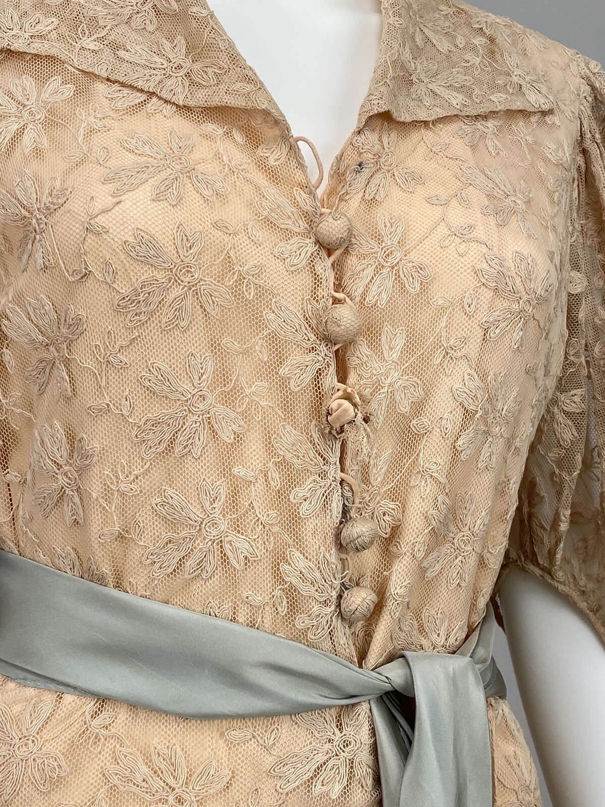 Antique 1930s Pale Blush Pink Net Lace Sheer Robe With Blue Ribbon Tie AS IS