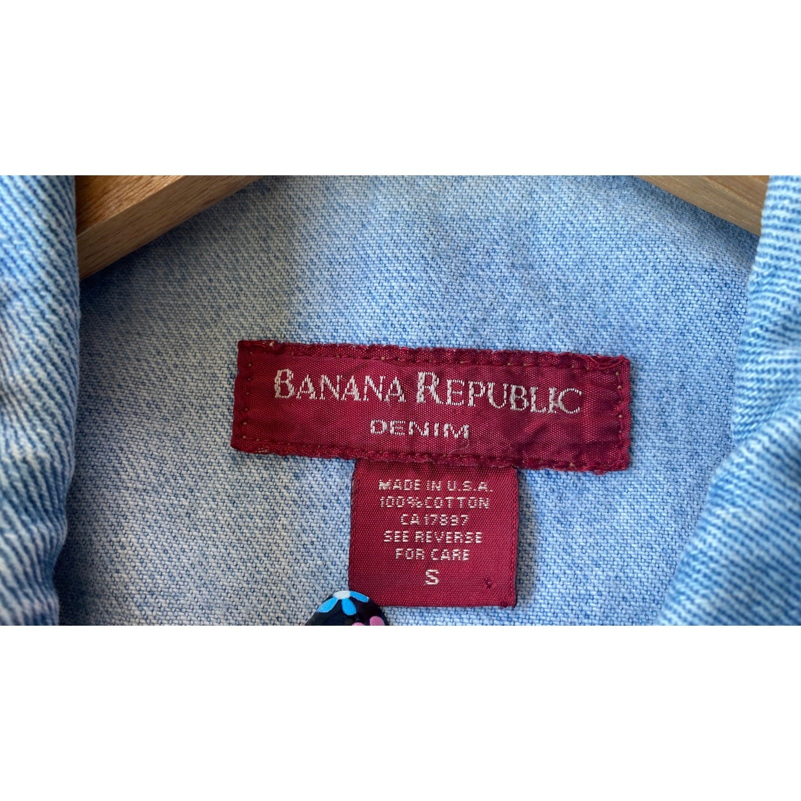 Banana Republic Vintage Denim Crop Vest Light Wash Blue Cotton Womens Small USA