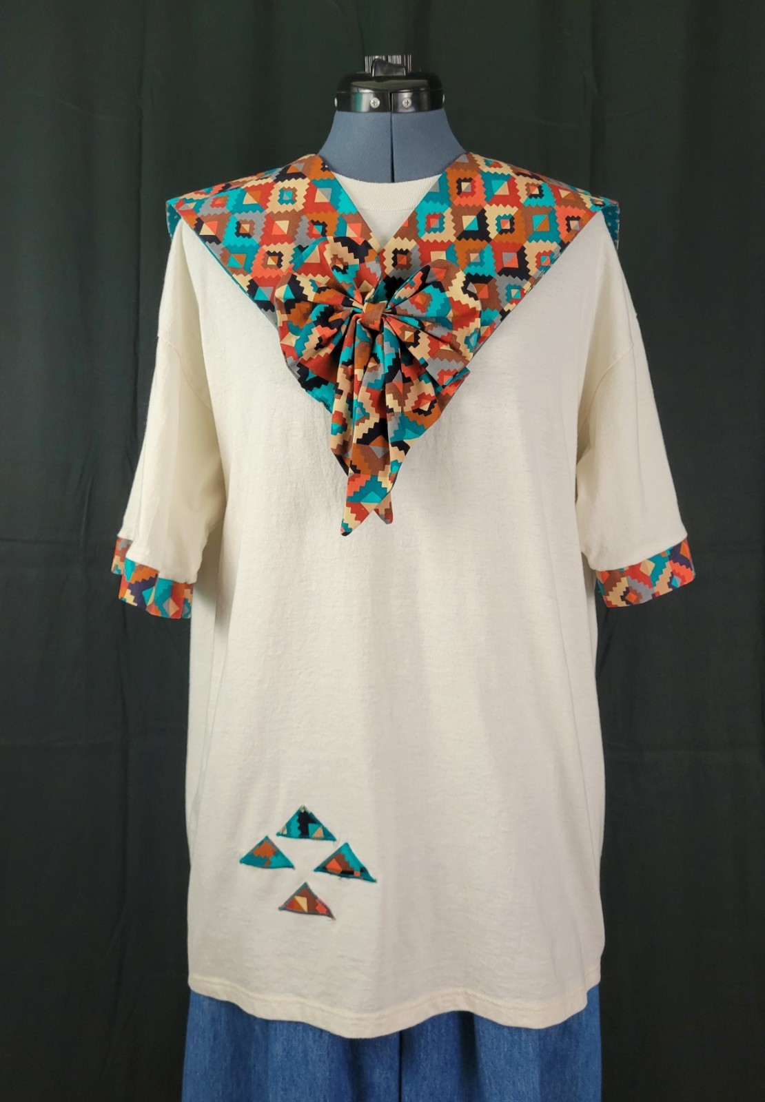Vintage Embellished Jerzees Tee w Brown/Rust/Teal/Tan Southwest Accents Size XL