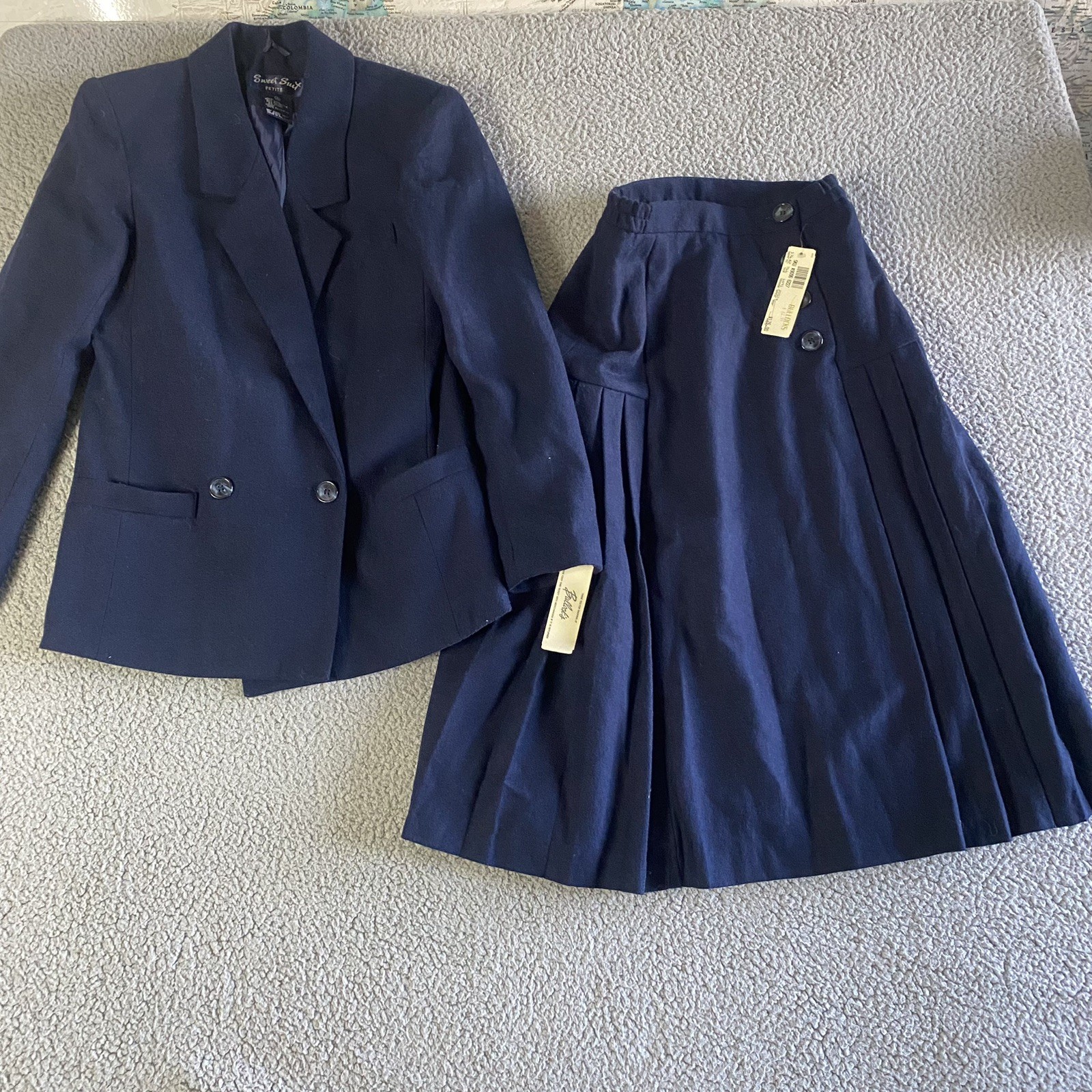 Vintage Sweet Suit 2 Pc Pleated Skirt Blazer Set Petite Blue Office wear
