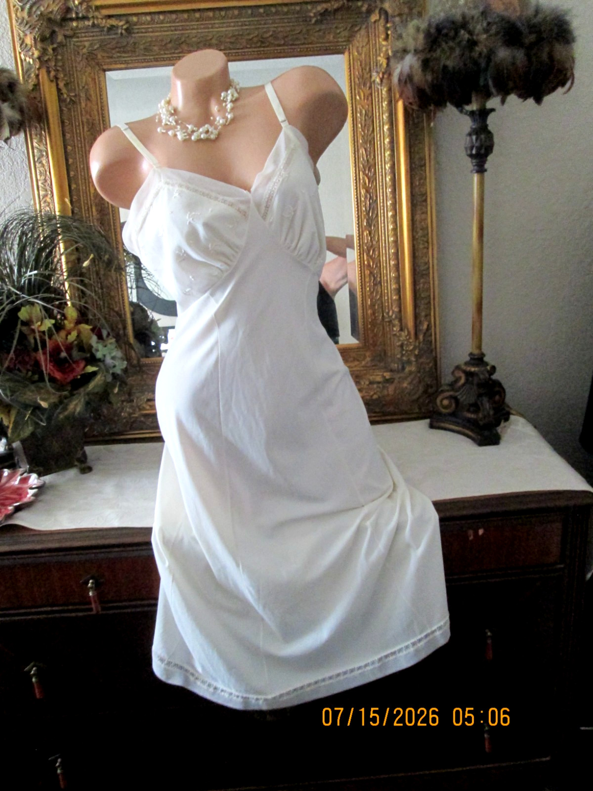Vintage Seamprufe Full Slip ivory Size 36 Bust Embellished Cups USA lingerie