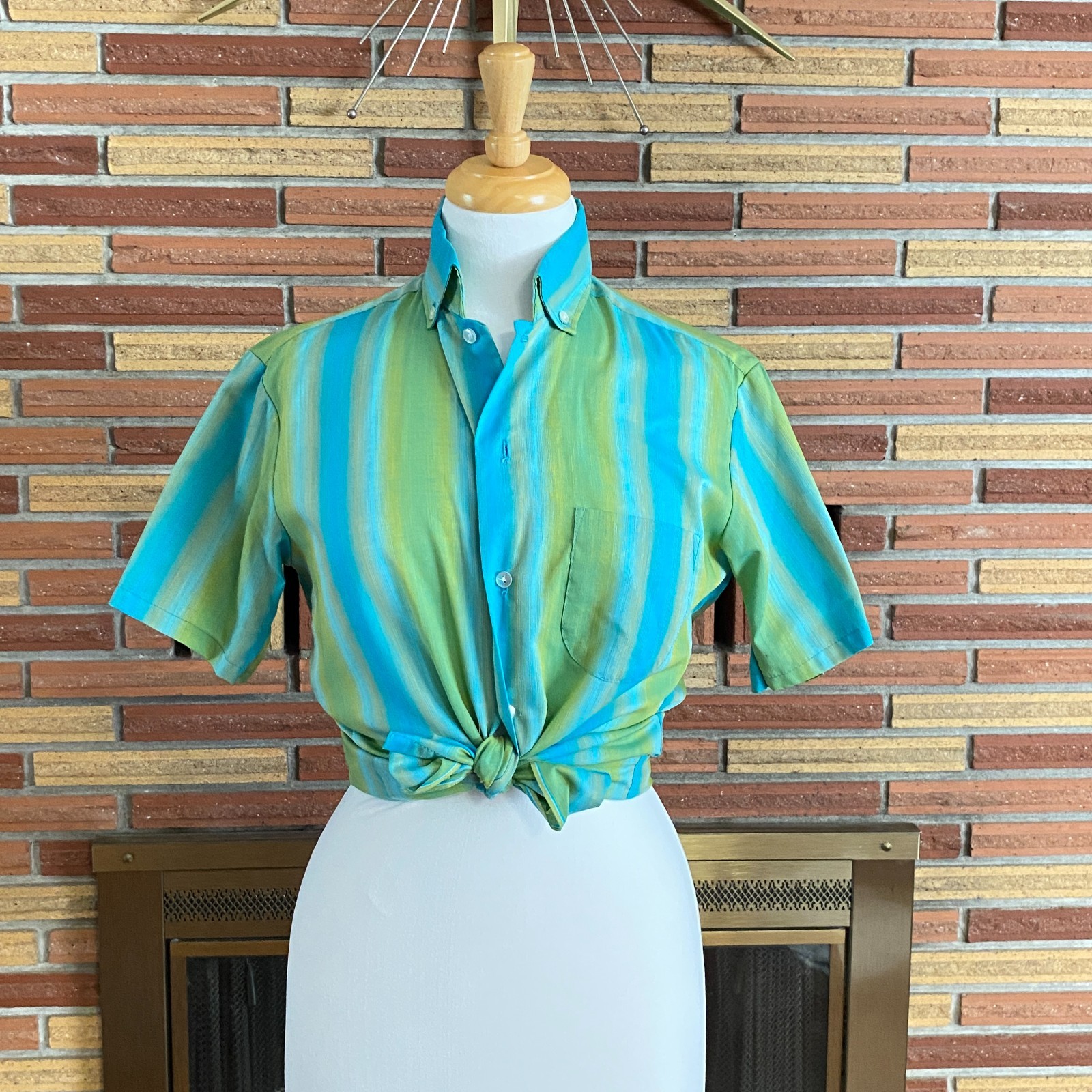 1970s Vintage Button Front Shirt Green Blue Stripe Womens XS Small
