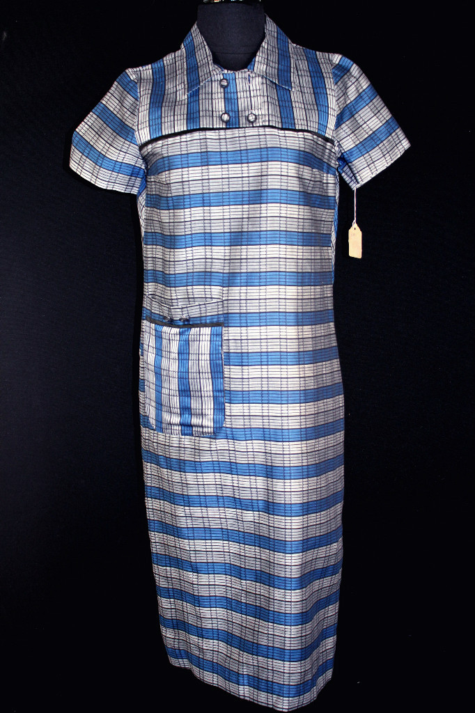 VINTAGE DEADSTOCK 1950’S RAYON BLUE AND SILVER POLISHED COTTON DRESS SIZE 6