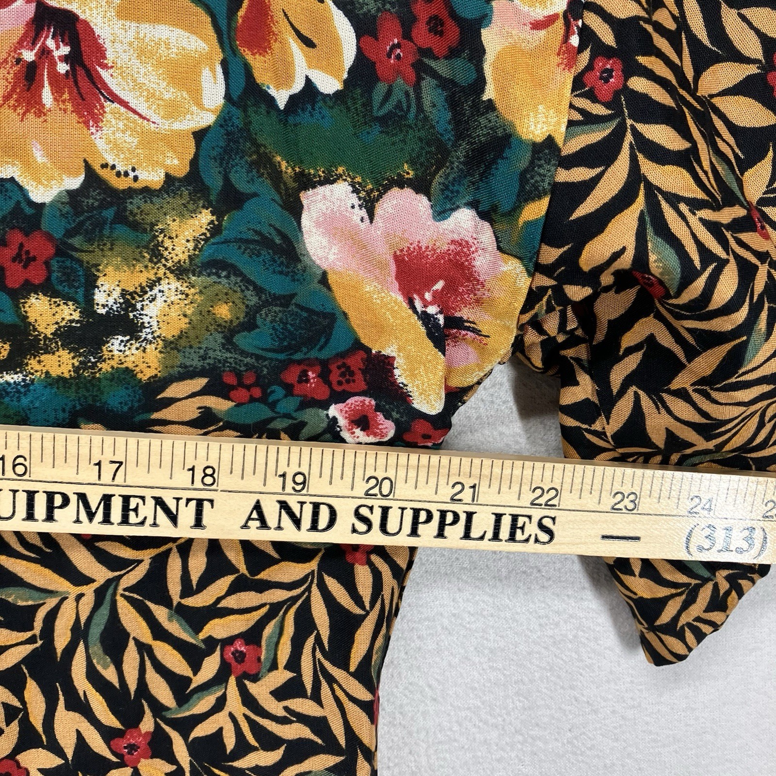 Vintage Women’s Rayon Top Large 80s 90s Designer AOP Floral Hibiscus Gold Button