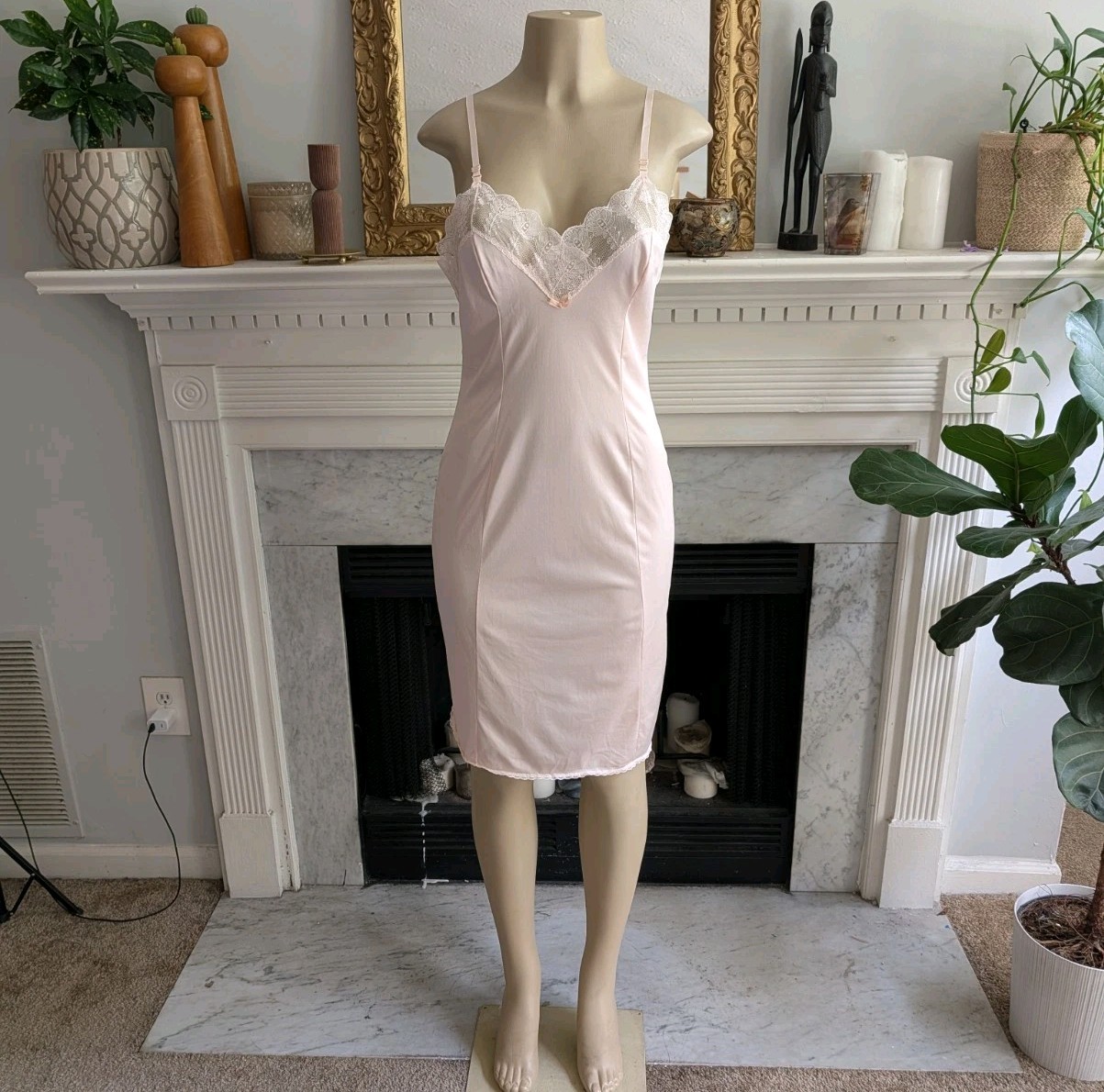 Vintage 80s Vassarette Blush Pink Full Slip Size S Romantic Lace Trim Soft Girl