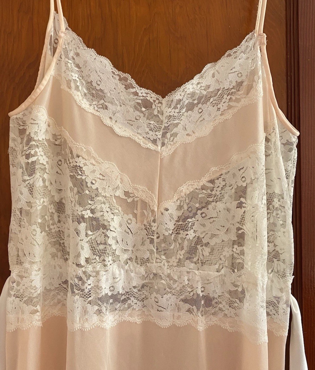Rare VTG 70s Victorias Secret union made peach ivory lace slip dress Nightgown M