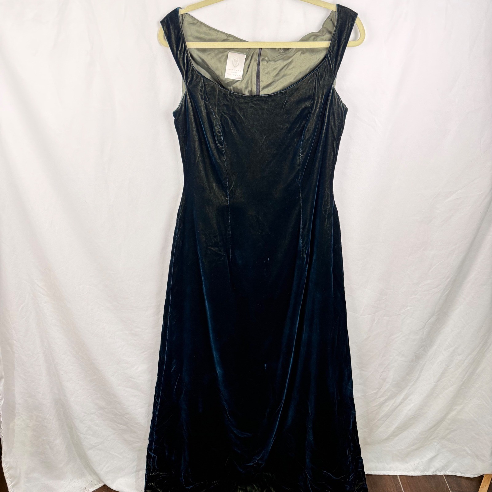 Watters & Watters Crushed Velvet Iridescent Formal Maxi Shimmery Gown Whimsigoth