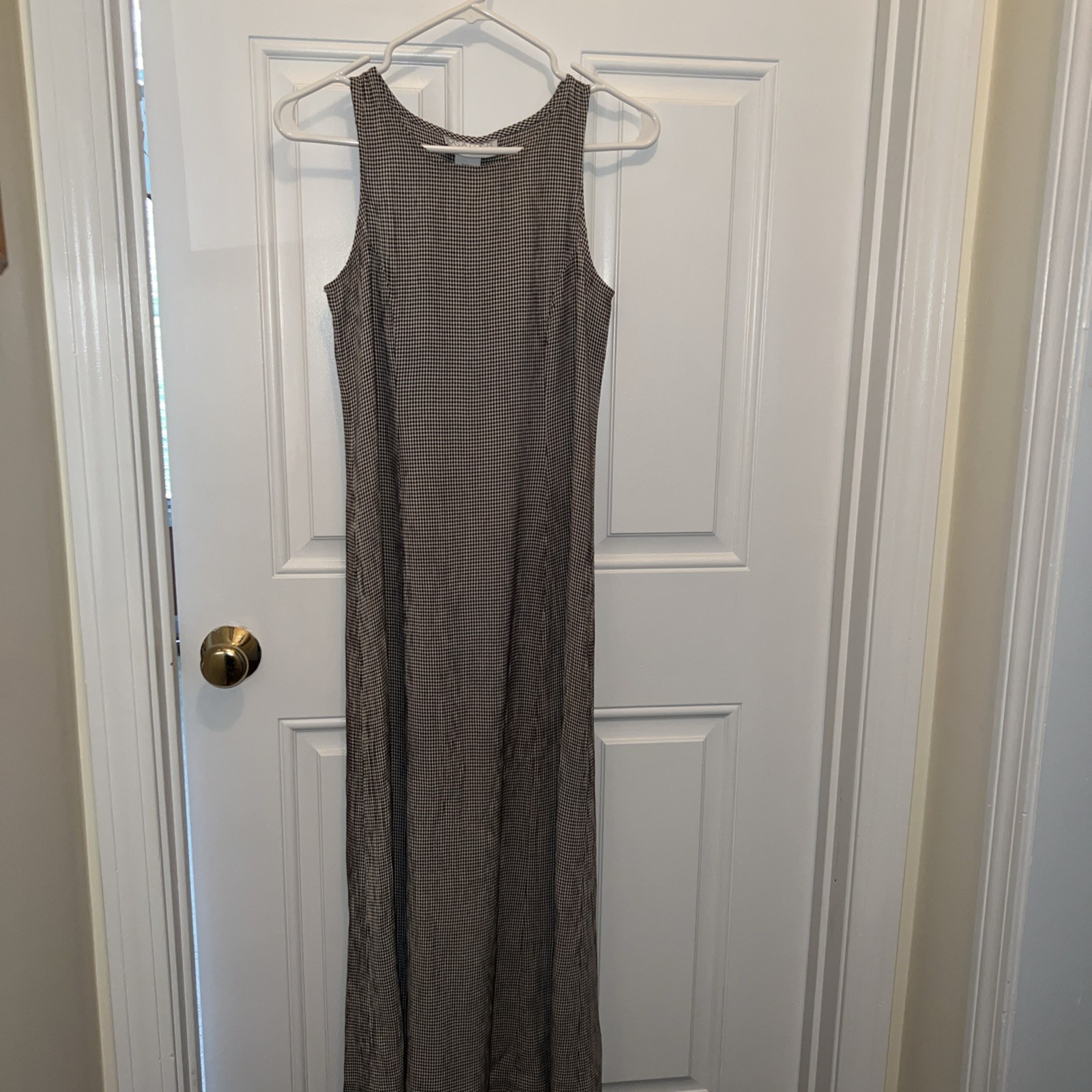 Casual Corner Vintage maxi dress size 9/10, Brown check , tie in back