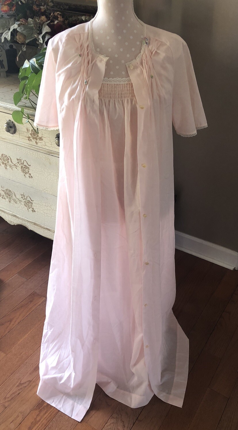 Vintage Kayser Long Gown & Robe Set Cotton Lace Smocking Women’s Small 1960’s