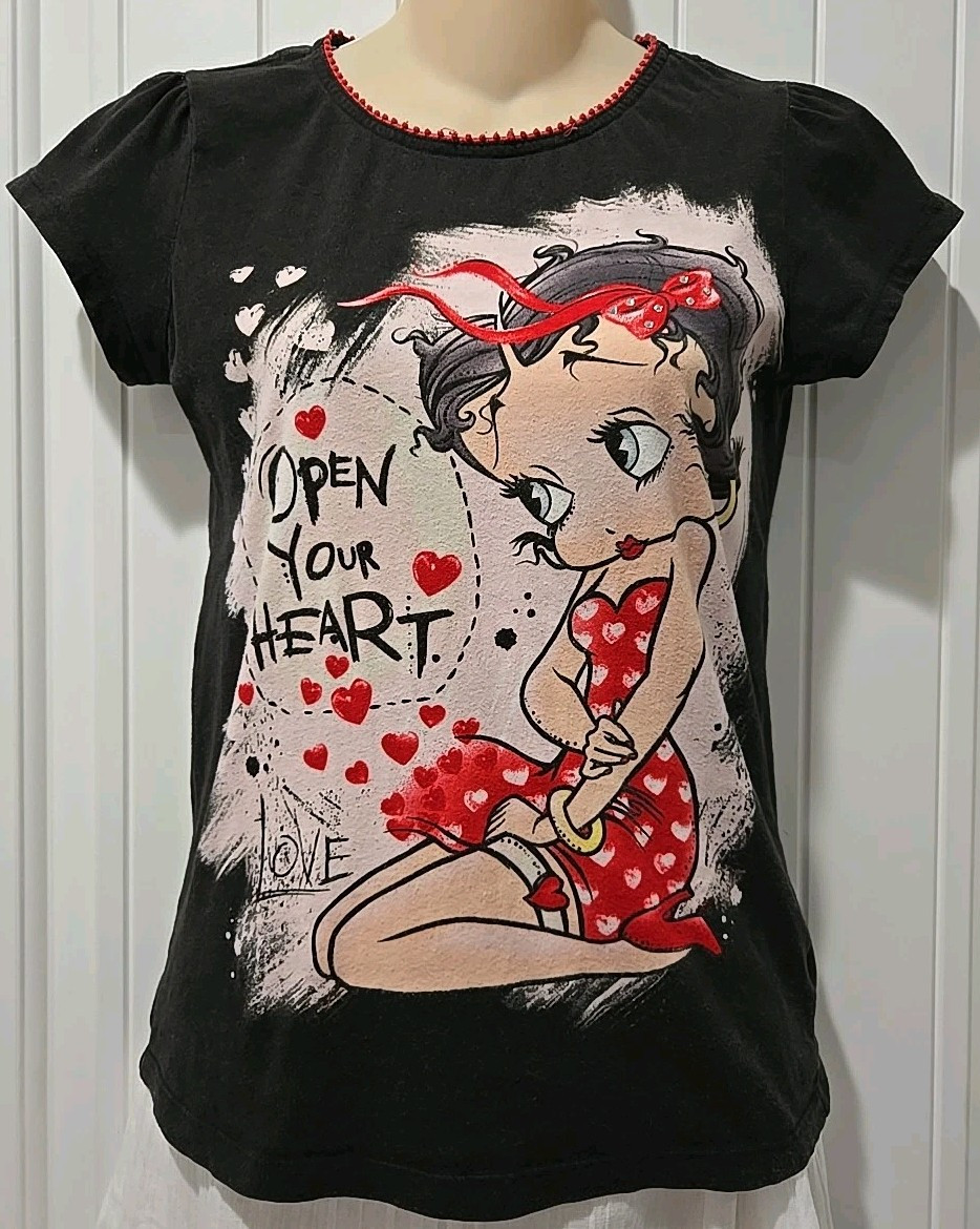 Vtg. Betty Boop T-Shirt „Open Your Heart” Black Short Sleeve Rhinestone Bow- M