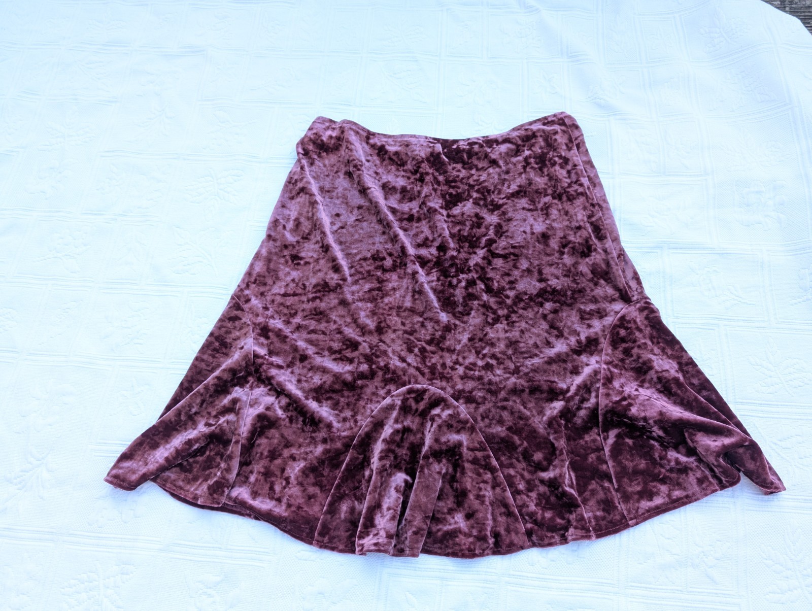 Robbie Bee Skirt Sz 14 Velvet crushed Whimsigoth Fairy Witchy Burgundish Y2K