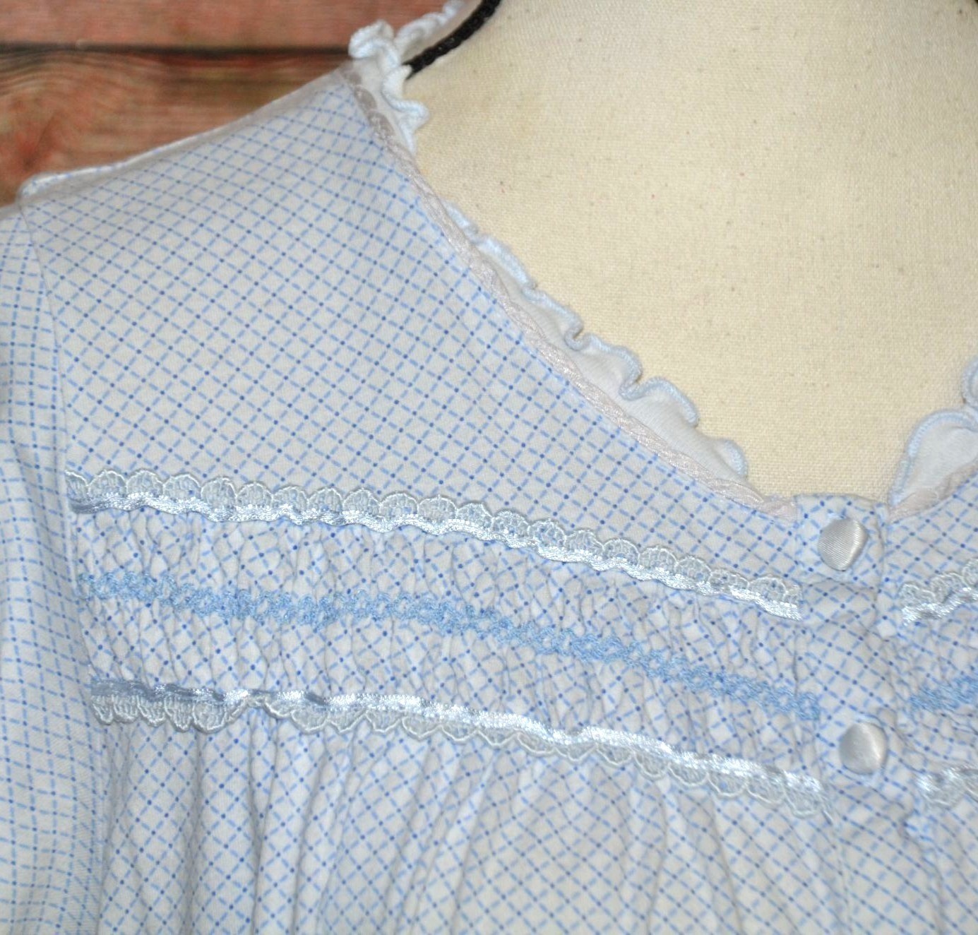 Vintage Blue Ballet Length Pull Over Blue Nightgown Scalloped Neckline Size L