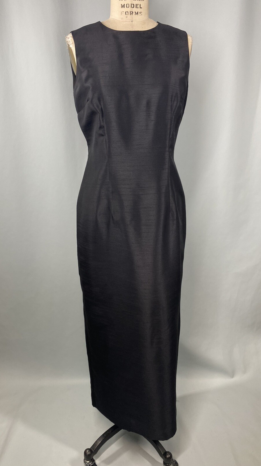 Classic Black Sheath Dress SIZE 8 long SHARON YOUNG sleeveless modest Y2K