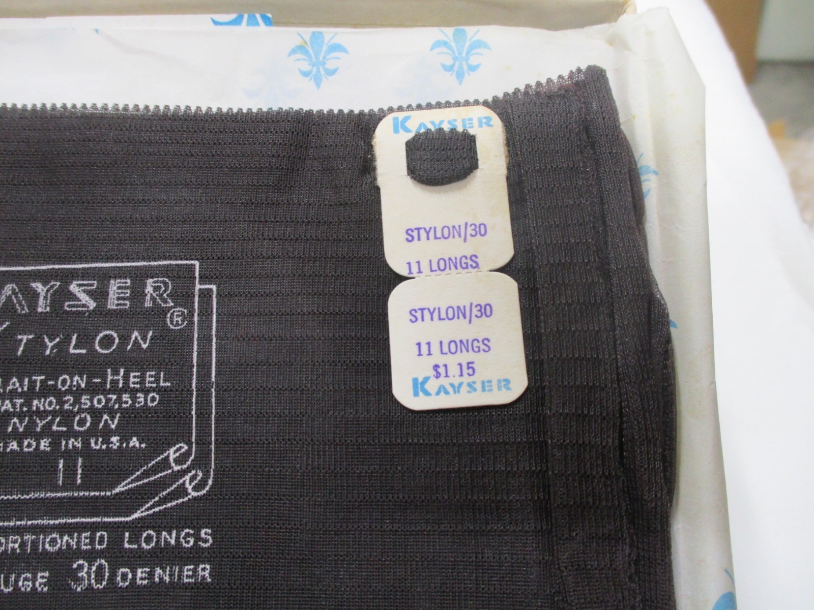 1PR VINTAGE KAYSER SEAMED SHEER FULL FASHION NYLON STOCKINGS SZ 11 LONG BLACK