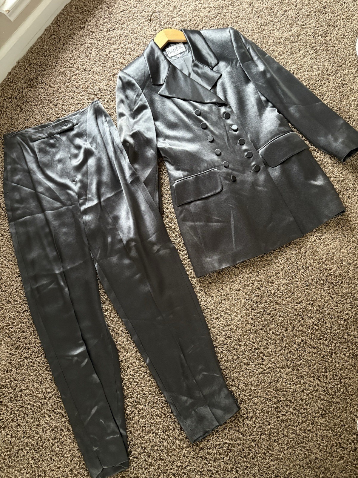 Vintage Mary McFadden Suit Silver Tuxedo Pantsuit Blazer Pants Size 8 “House 91”