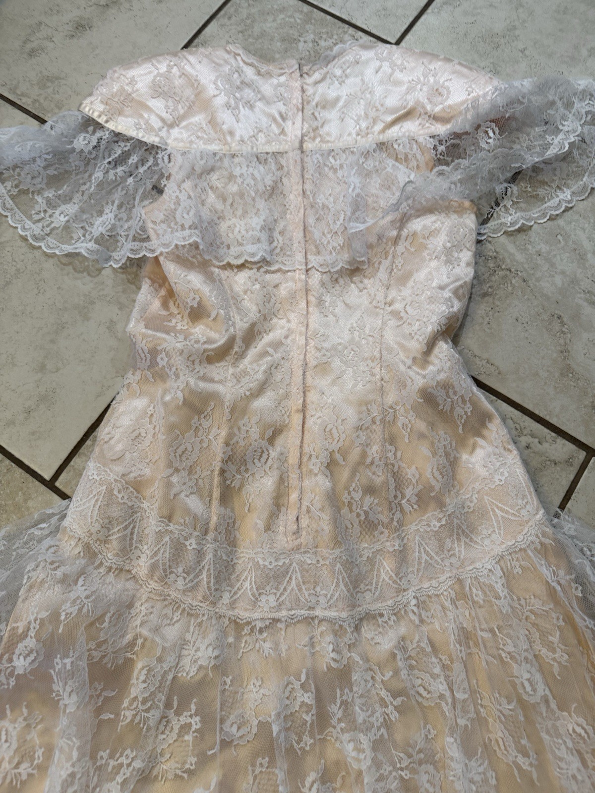 Jessica McClintock Gunne Sax Ivory Lace Capelet Overlay Dress 1980s Size 7