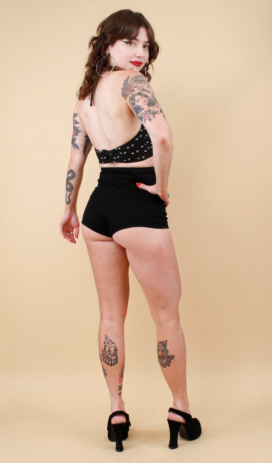 70s Vtg Style Queen of Hearts Black Eyes Novelty Print Halter Top Pin Up Xs