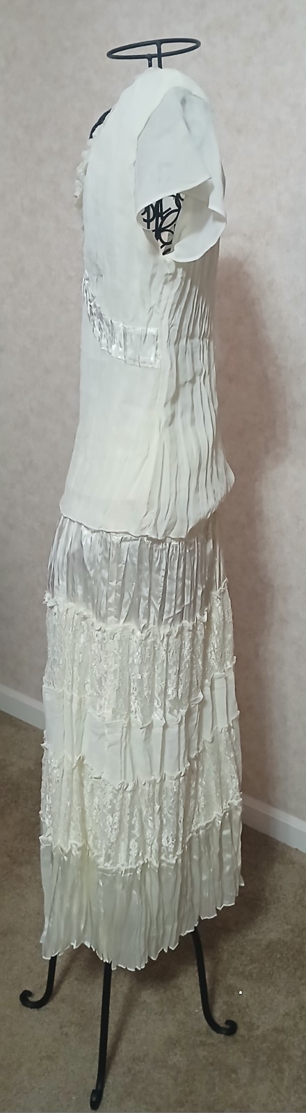 Vintage Cream Blouse With Matching Skirt, Size 8, Pre-owned
