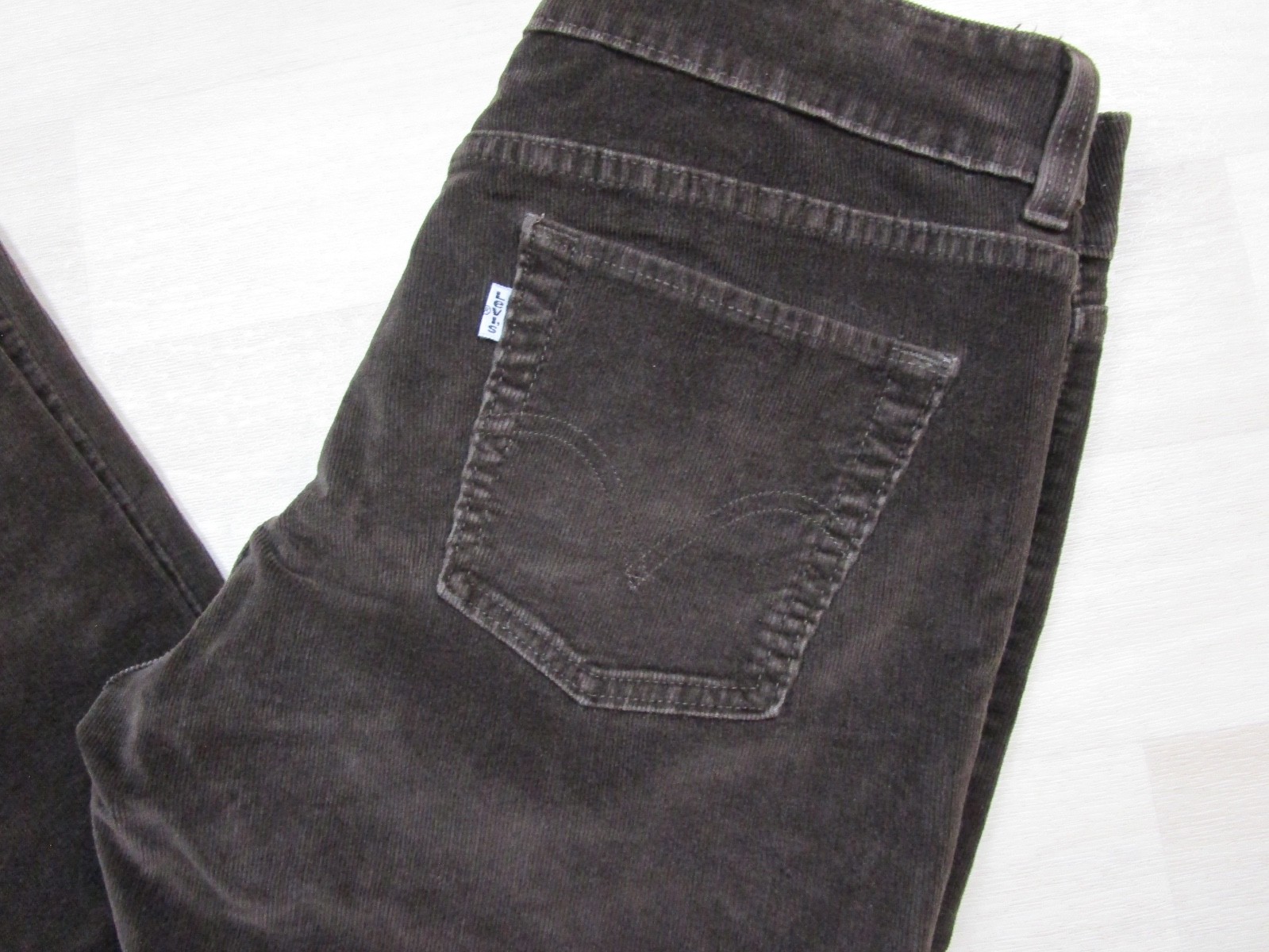 Vintage Y2K Levis 526 Slender Bootcut Corduroy Pants Women’s (10) Brown Flare