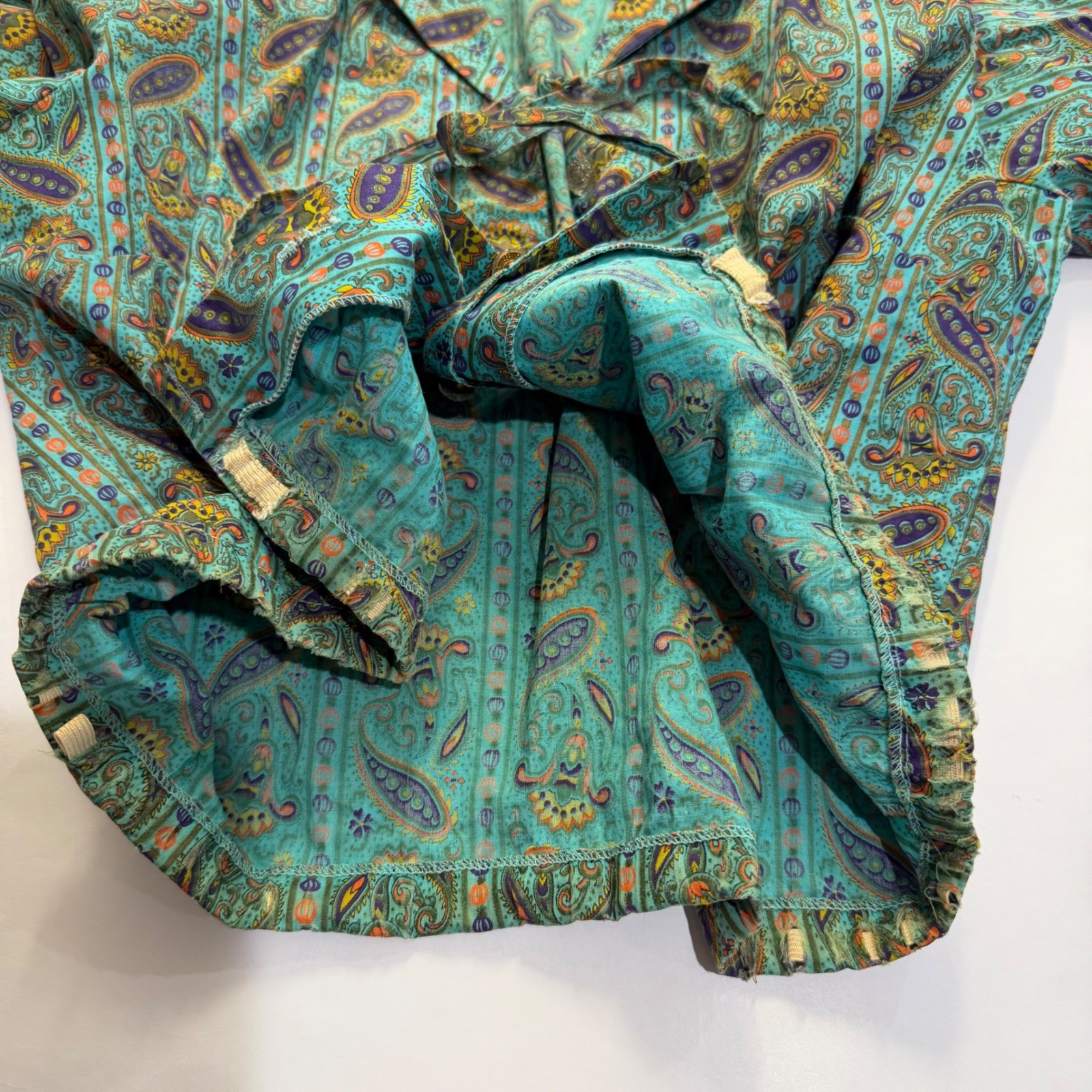 50s 60s Crop Top Teal Paisley 3/4 Sleeve Tie Hem Sz 32 DISTRESSED AS IS