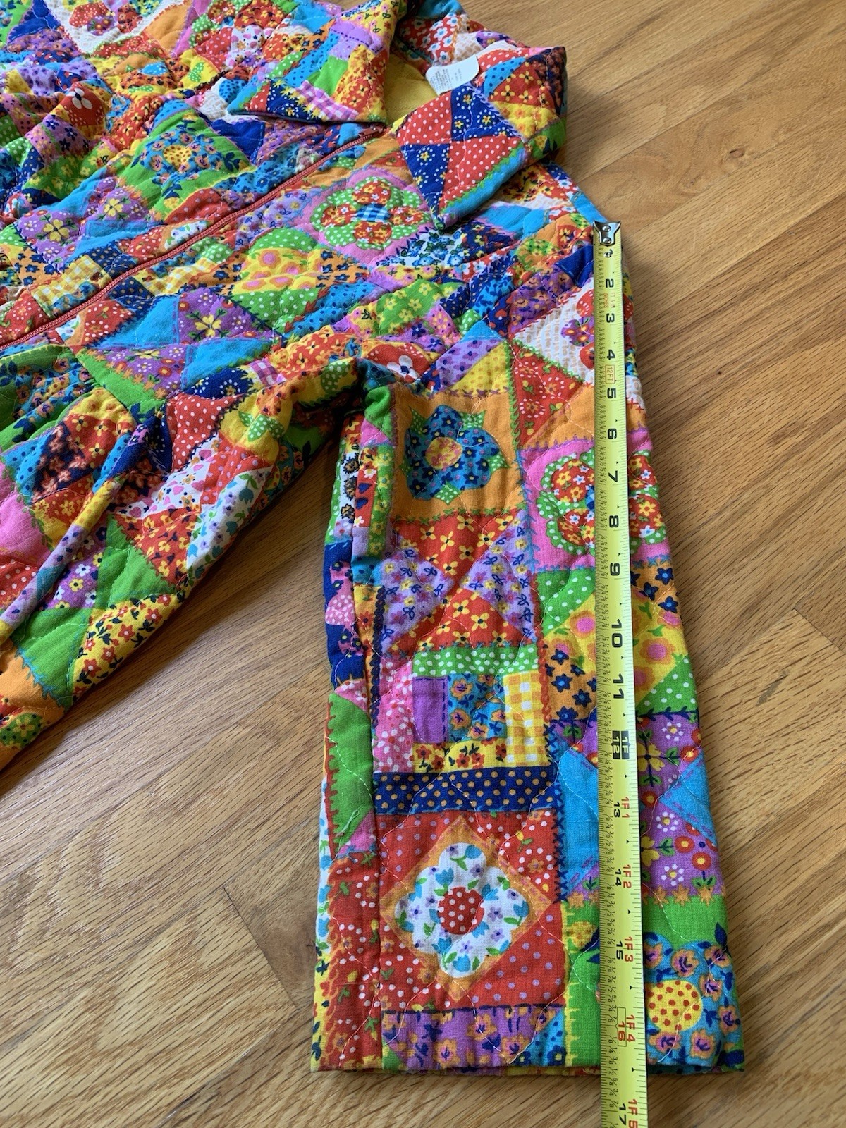 Vintage 1970s Patchwork Robe House Coat Cheater Quilt Psychedelic Funky Retro