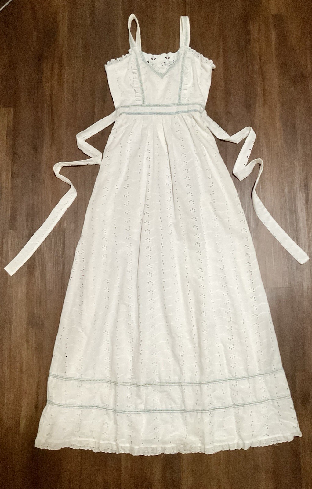 vintage 1970s white eyelet maxi dress Candi Jones California SzXS