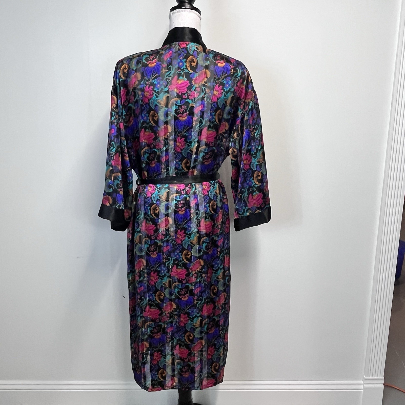 Vintage Inner Most Lingerie Robe sz Medium Black Pink Purple Floral Wrap Satin