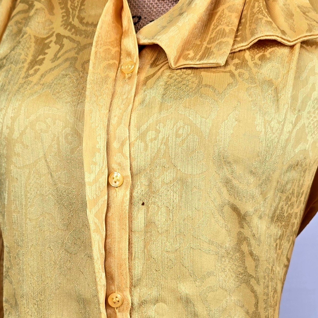 La Chine Classic Galinda Wang Vtg. Mustard Yellow Paisley Jacquard Bow Blouse 4