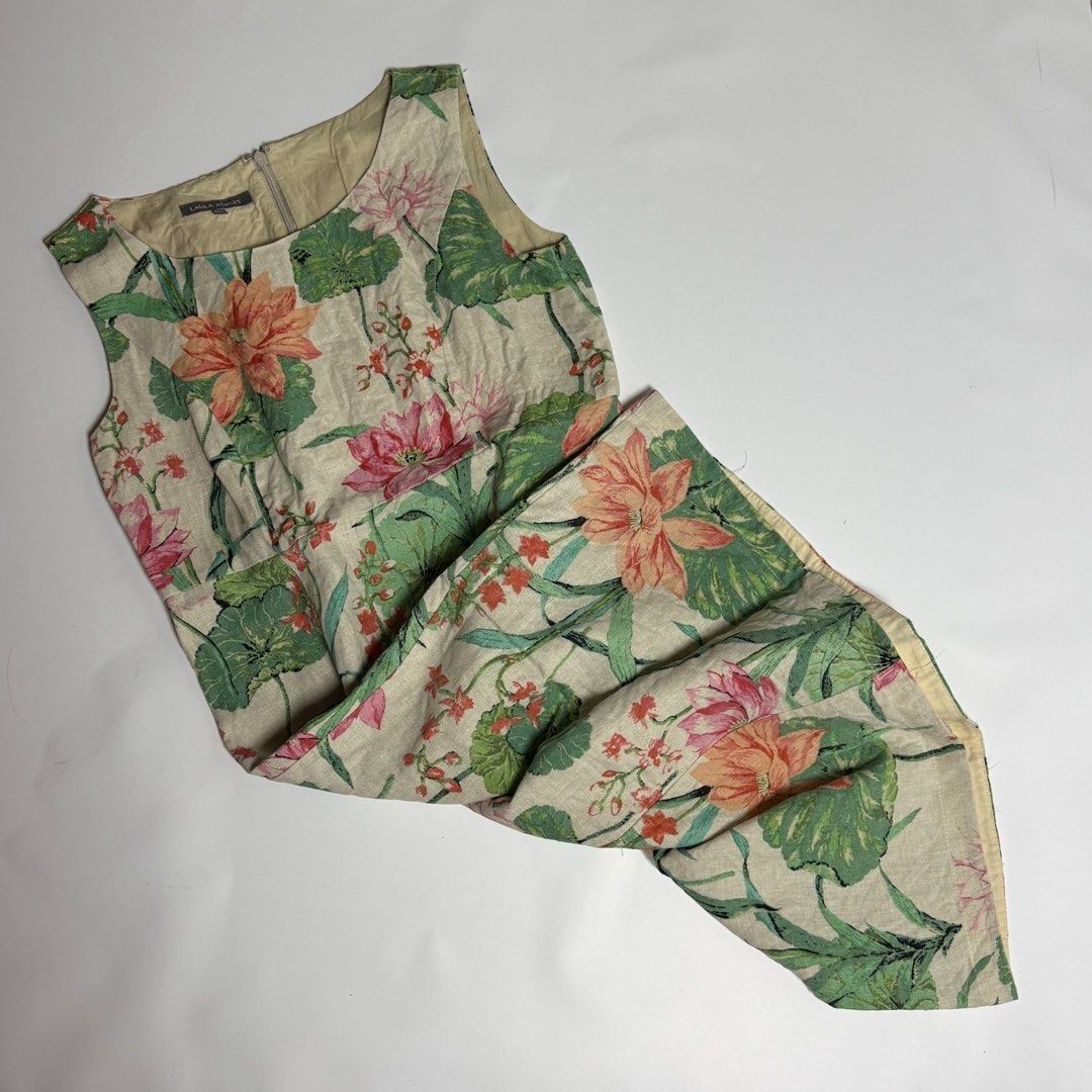 Vintage 80s Laura Ashley Botanical Floral Dress Cottagecore Modern ML Pit to Pit