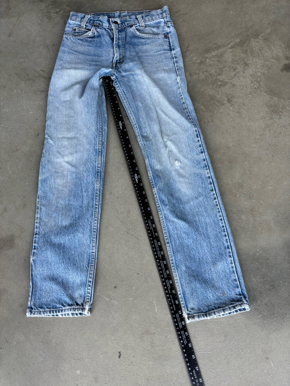 Vintage 1970s Women’s Levi’s 705 Orange Tab Denim Jeans Faded Blue 28×30 USA