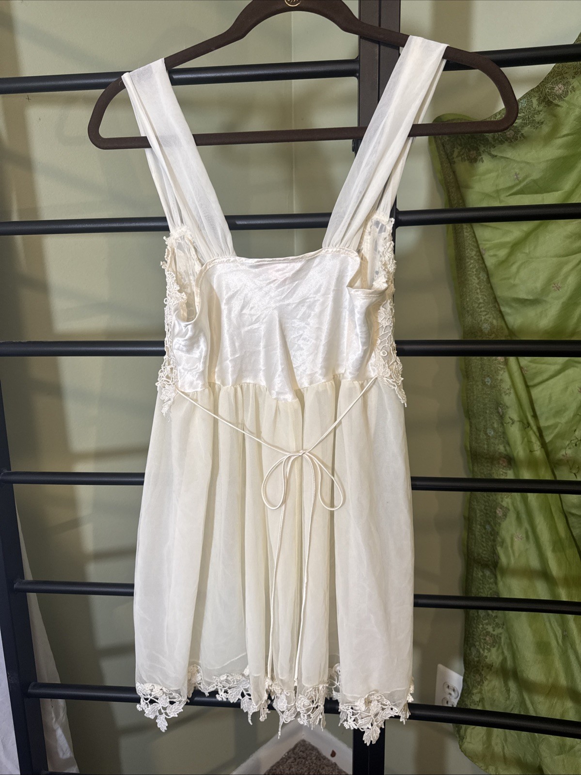 Vintage Y2K Camisole F Cera Hilrsoz Ivory Sheer Lace Chiffon Women Small Petite