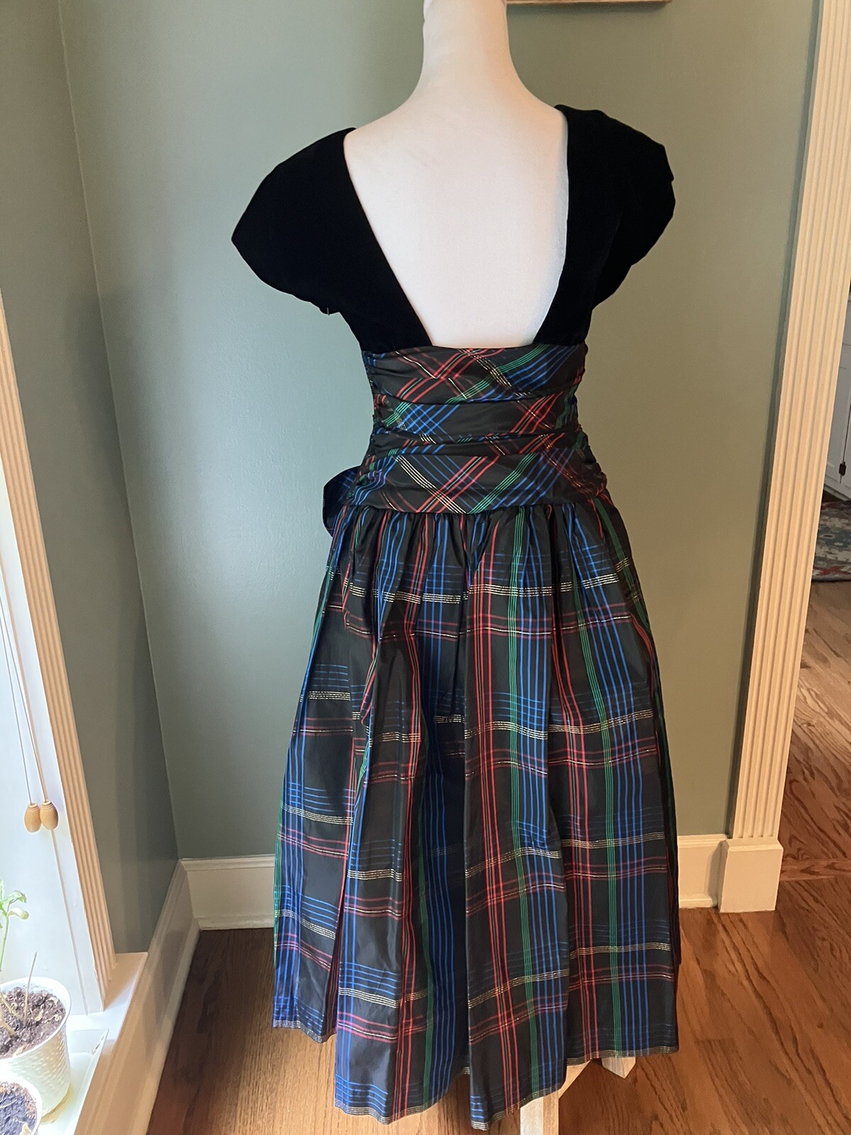 1980s Patty O`Neil Velvet & Plaid Taffeta Evening Dress, Ruching & Bow Size XS-S