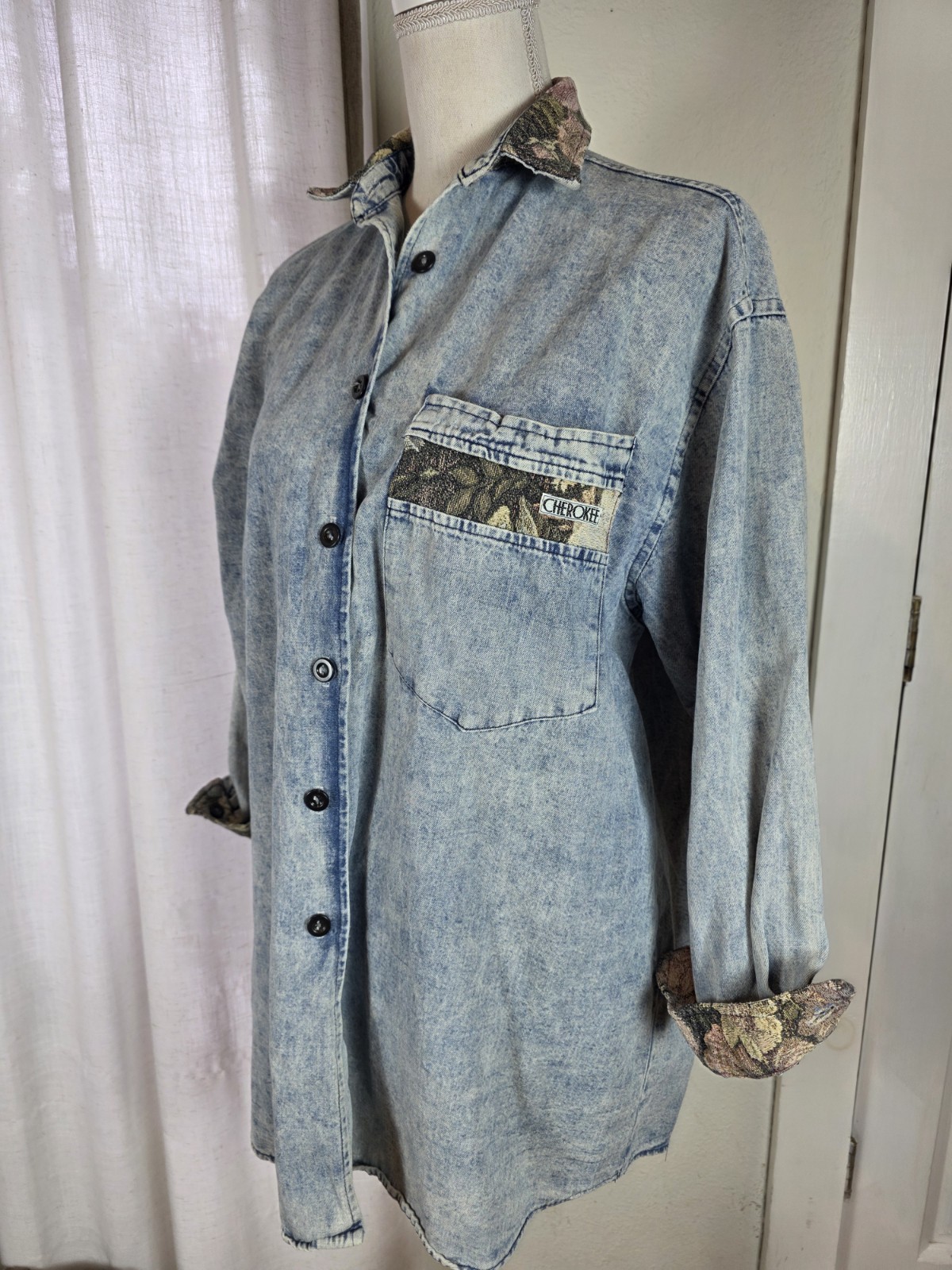 Vintage Cherokee Denim Shirt Size 8 Womens Acid Wash Tapestry Button Down 80s
