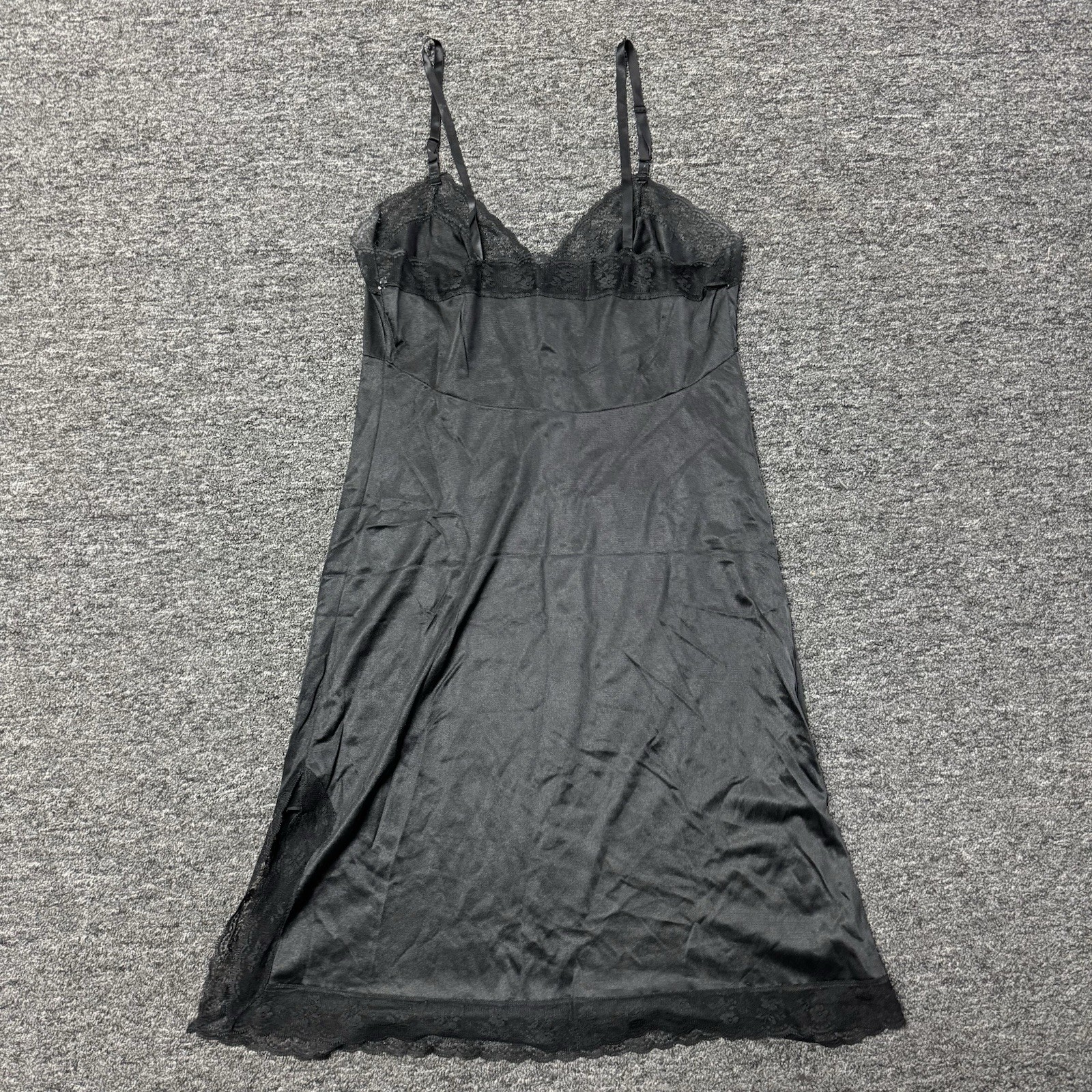 Vintage Ashley Taylor Black Nylon Full Slip Lace Spaghetti Straps – Size 36
