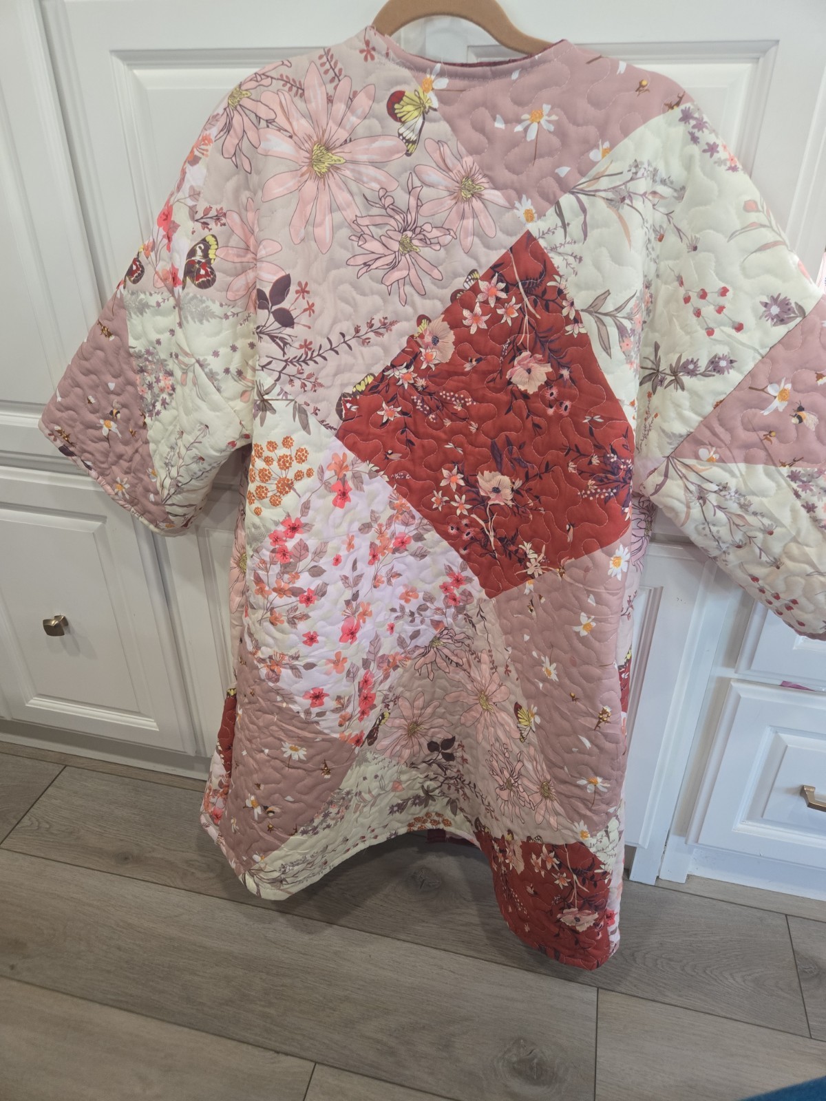 VTG Handmade Quilt Kimono Coat Jacket Floral Patchwork Print Cottagecore EUC