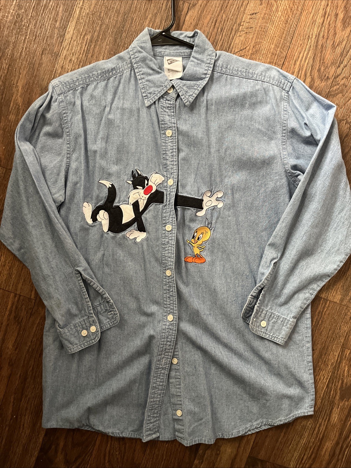 Warner Bros Studio Store Sylvester Tweety Denim Button Shirt Embroidered S