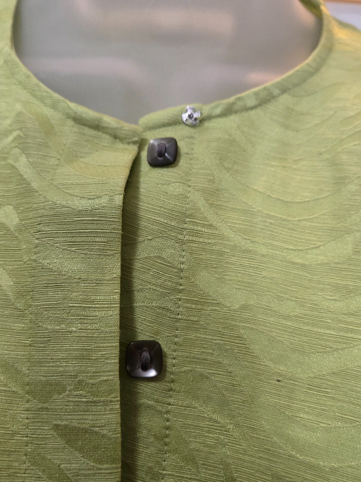 90s Laura Ashley Silk Linen Green Jacquard Button down Long Sleeve Top PS Spring