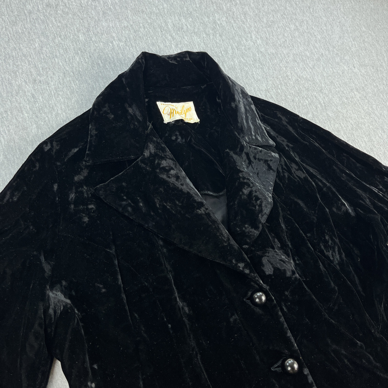 True Vintage Crushed Velvet Blazer Top Womens M/L Black Goth Dark Academia 60s