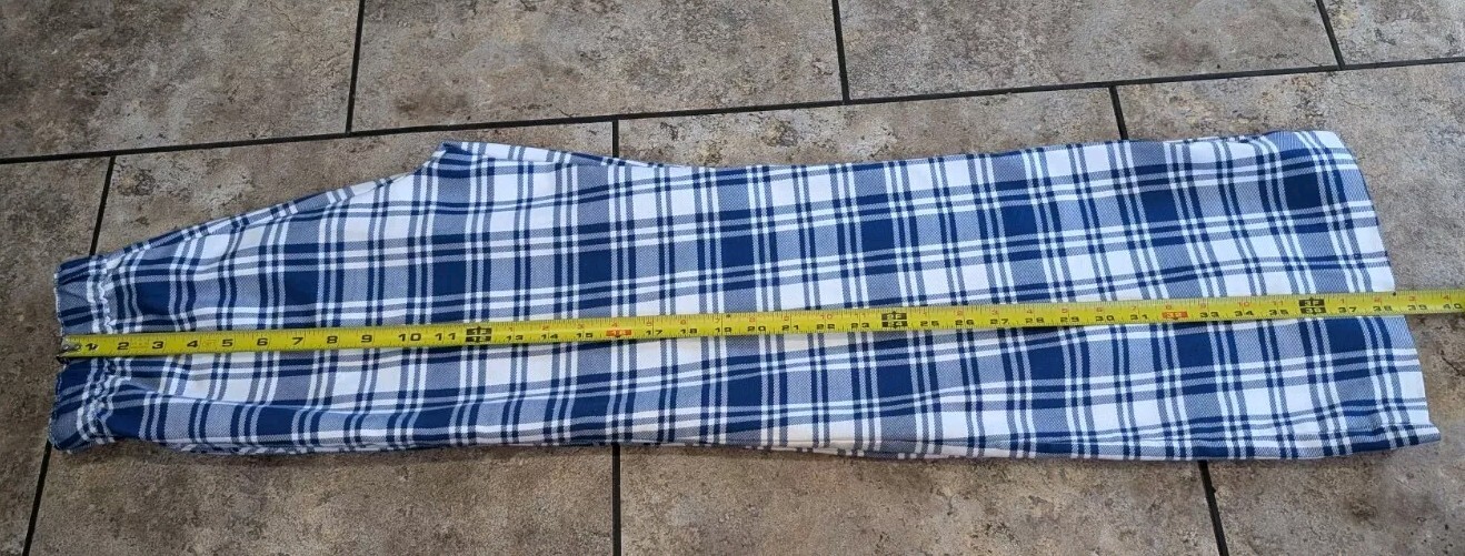 Pretty Please Late 60s/Early 70s Plaid Flared Pants Women’s 24″ Waist
