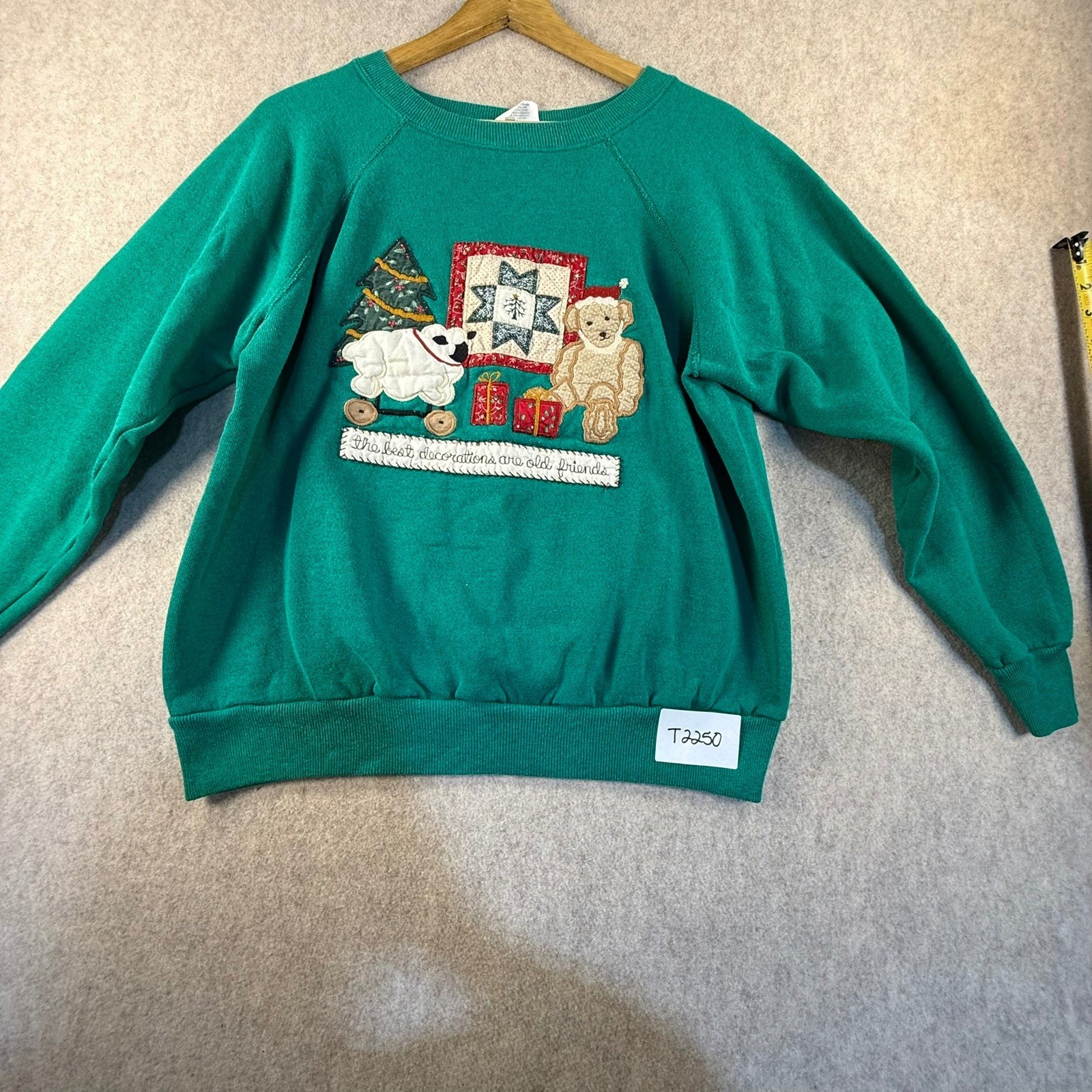 Vintage Pannill Hanes Christmas Sweatshirt Green Teddy Bear Polar Bear Large