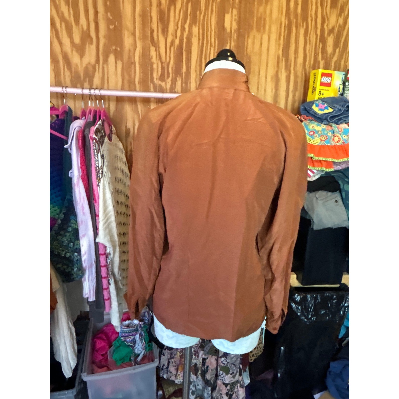 Anne Klein Vintage 100% Silk Blouse Rust Brown Lion Crest Mock Neck Top Size 4