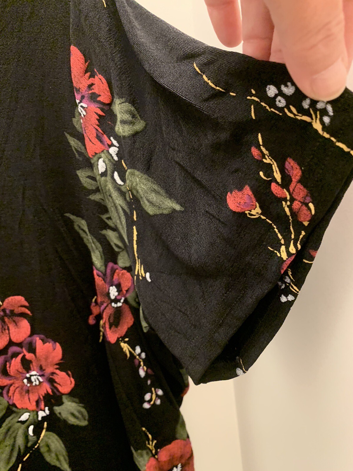 Vintage Kathy Ireland Plus Blouse Black Short Sleeve With Floral Design Size 2XL