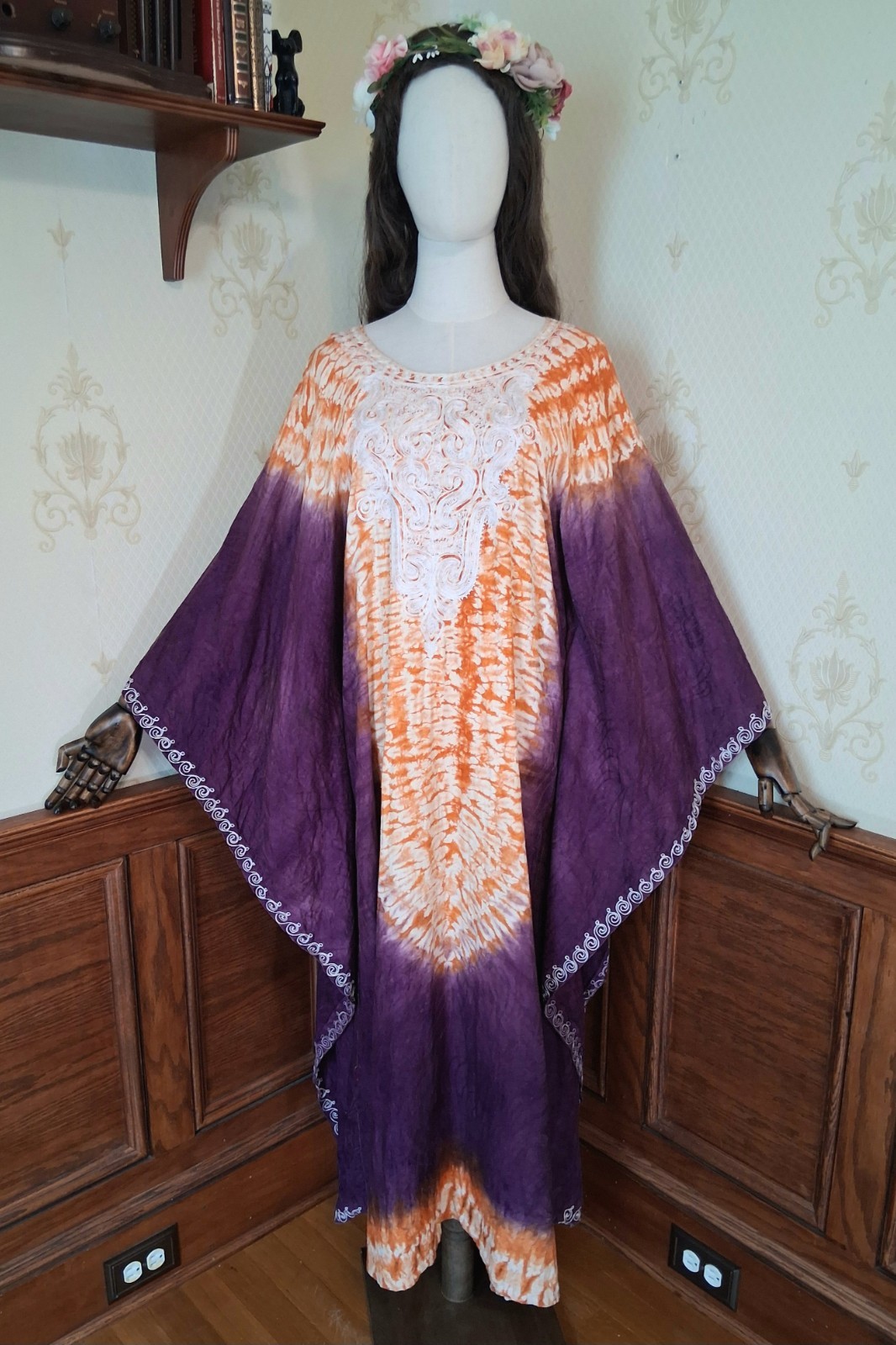Vintage 1970s Handmade Purple Orange Embroidered Tie-Dye Bohemian Hippie Caftan