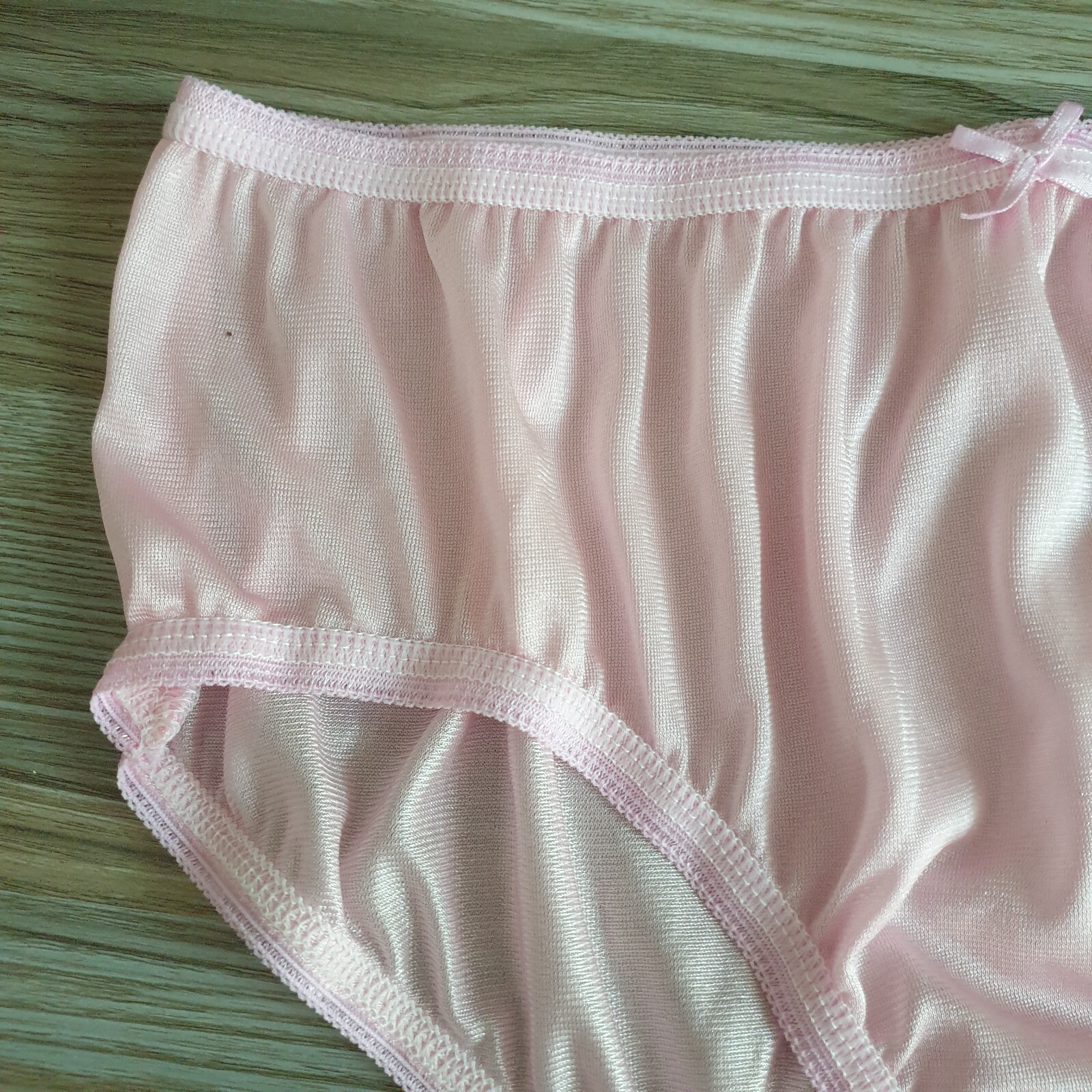 Vintage Silky Nylon Panties Sheer Pink Bikini Soft Brief Size 7-8 Hip 38-42″