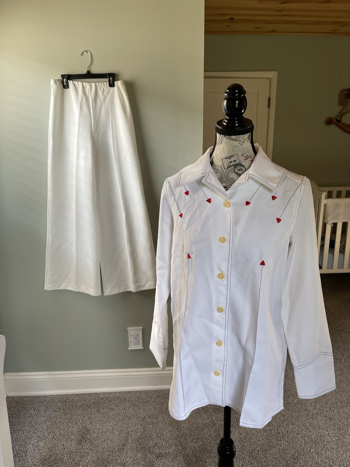 1970s Sir James Women’s 2pc Bell Bottom Wide Leg Polyester Western Style Suit