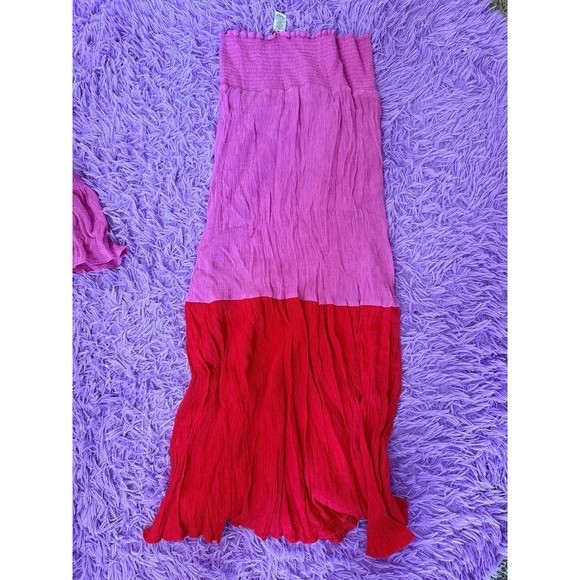 Vici dolls Flying tomato 2 piece skirt and top set pink and red size medium