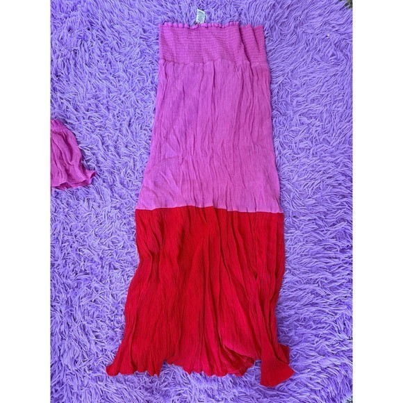 Vici dolls Flying tomato 2 piece skirt and top set pink and red size medium