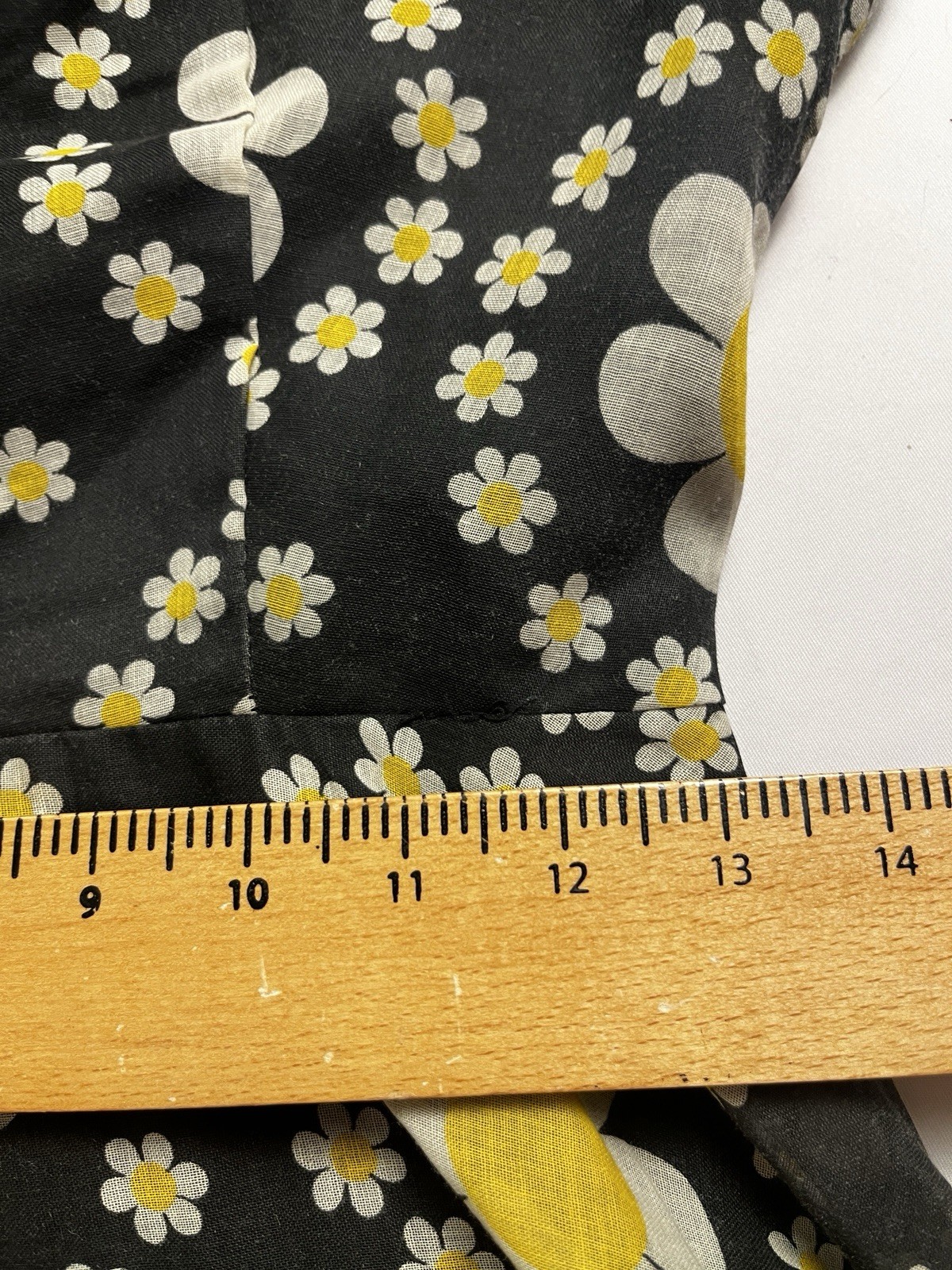 1970s Eve Le Coq California Black Daisy Print Dress | Fit & Flare- Boho- VTG