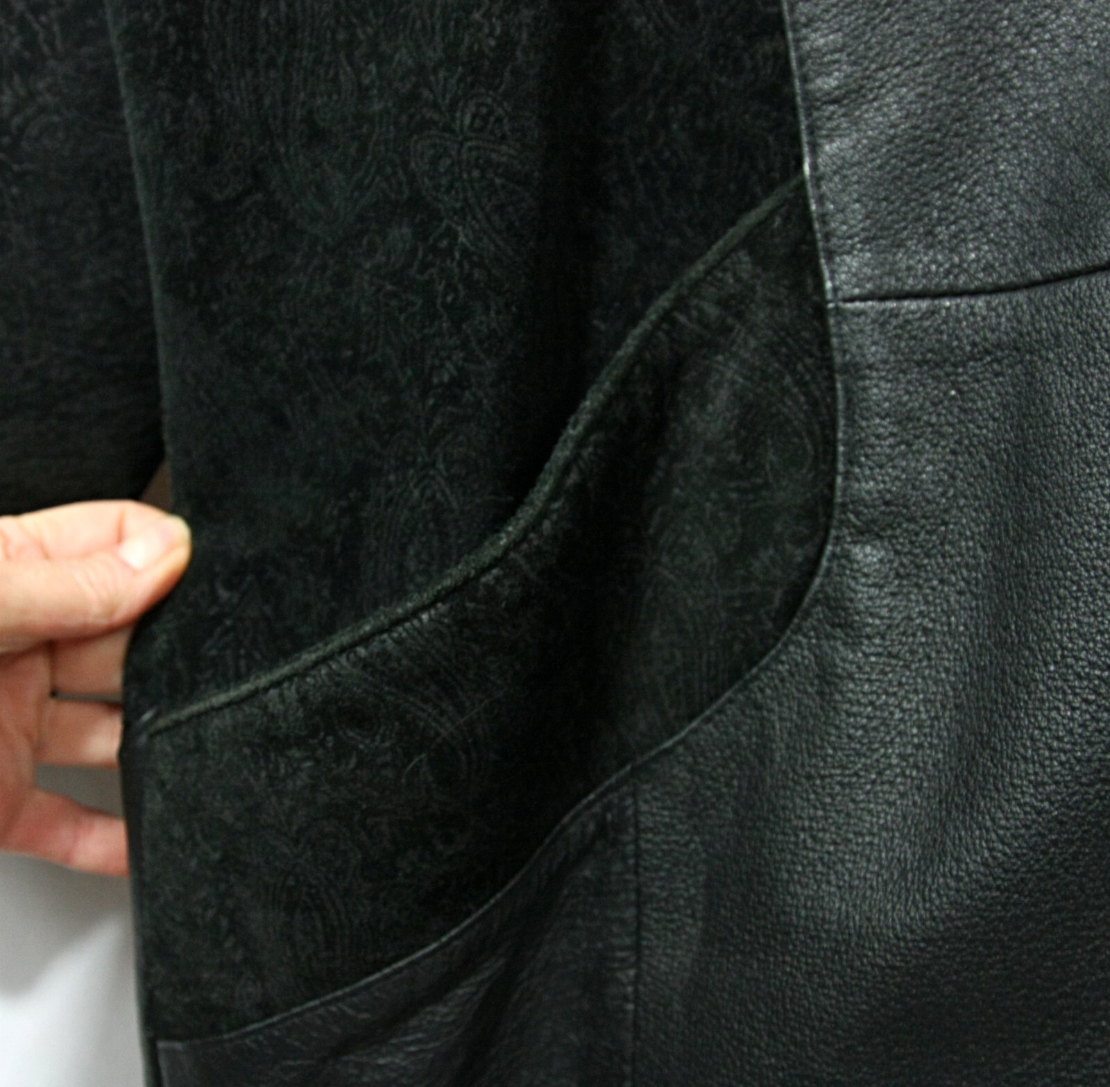 Vintage Wilsons Leather Paisley Dolman Sleeve Thinsulate Overcoat Coat Black M